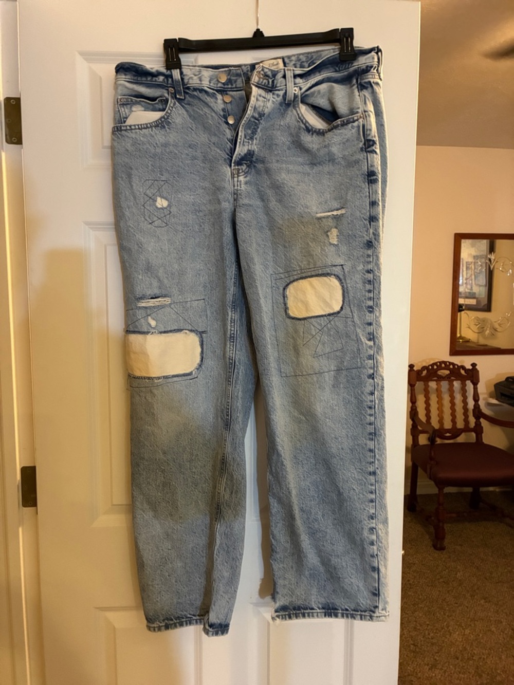 Universal Thread Light Blue Straight Leg Jeans with Patch Details